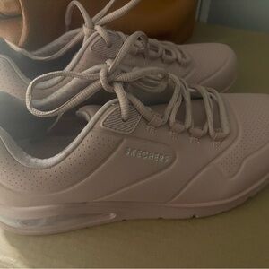 LOT SALE #1 - Skechers Women's Pink Sneakers